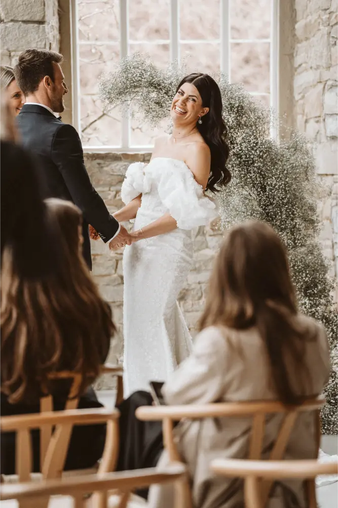 Gut Ostenwalde Hochzeit braut wieder am Lachen