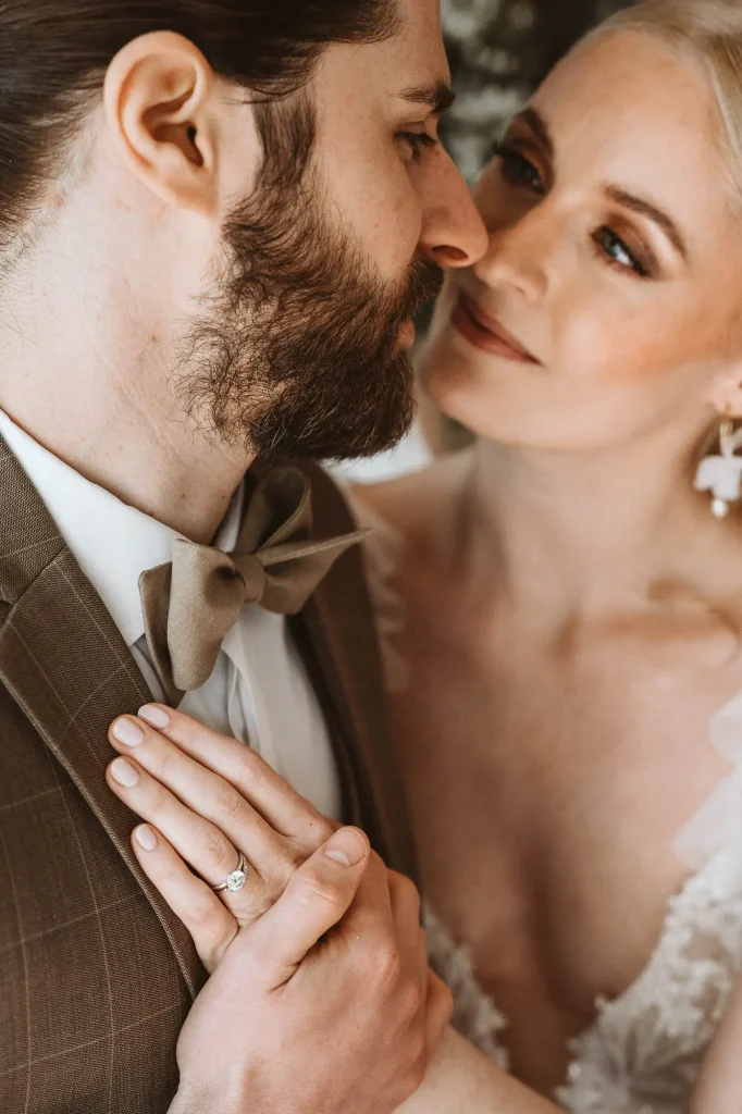 Hochzeitsfotograf Osnabrück Amelie schaut Matteo an