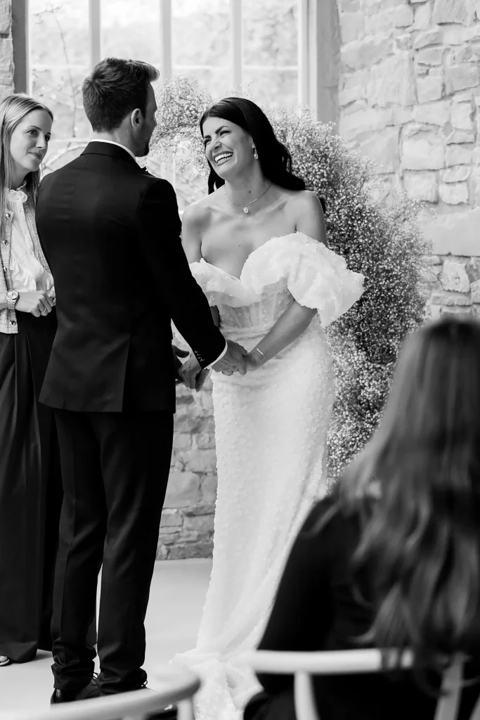 Hochzeitsfotograf Hannover SW Braut lachent